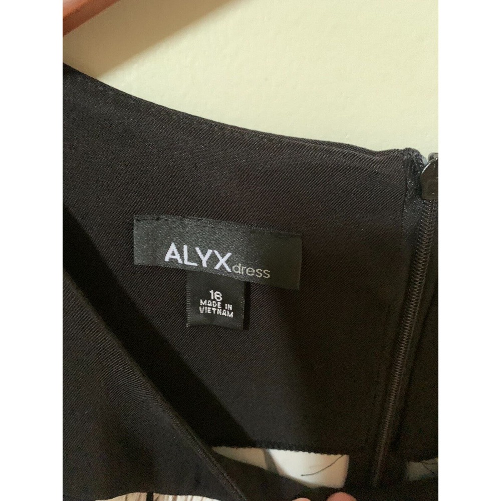 Alyx Woman 16 Dress Sheath Dress Sleeveless Black White Geometric Print Pockets - Picture 5 of 5